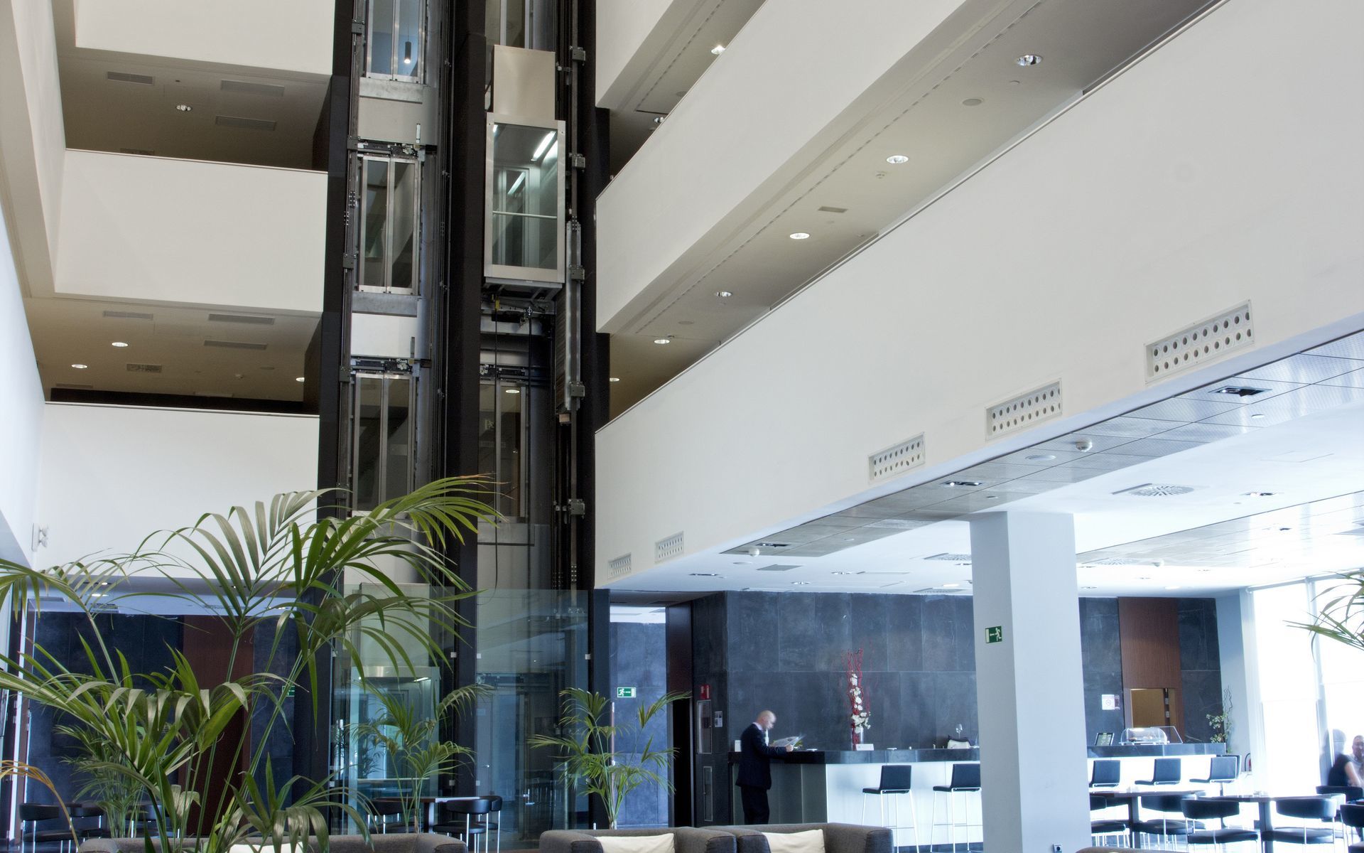 Hotel Diagonal Plaza Zaragoza Exterior photo